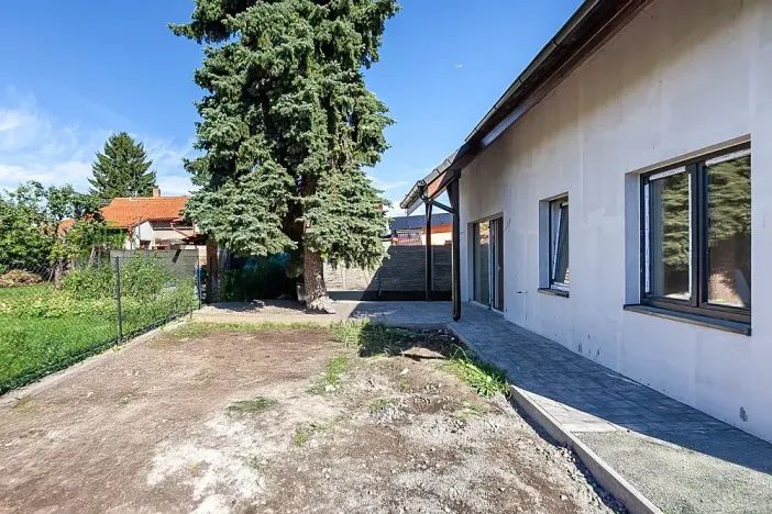 Prodej rodinného domu, Veleň, Na růžku, 130 m2
