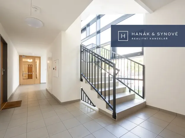 Pronájem bytu 2+kk, Rosice, Karla IV., 70 m2