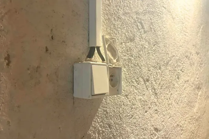 Pronájem garážového stání, Kladno - Kročehlavy, Americká, 17 m2