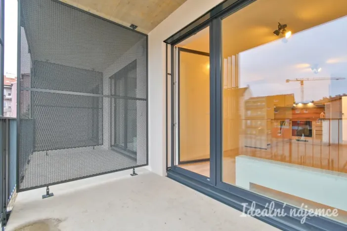 Pronájem bytu 1+kk, Brno, Dornych, 37 m2