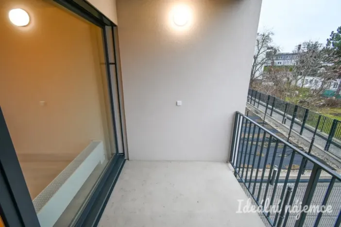 Pronájem bytu 1+kk, Brno, Dornych, 37 m2