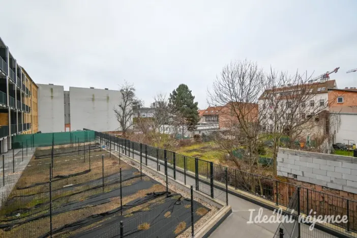 Pronájem bytu 1+kk, Brno, Dornych, 37 m2