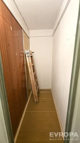 Prodej bytu 1+kk, Pardubice - Ohrazenice, Trnovská, 34 m2