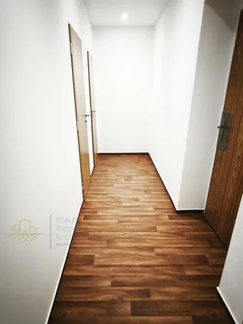 Pronájem bytu 2+kk, Mělnické Vtelno - Radouň, Chorušická, 36 m2