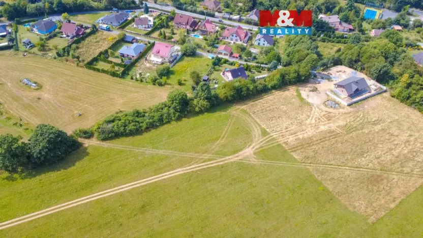 Prodej pozemku pro bydlení, Lipina, 1058 m2