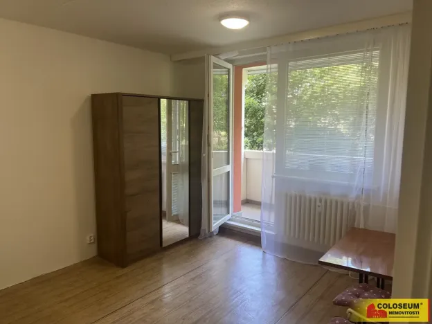Pronájem bytu 1+1, Znojmo, 33 m2
