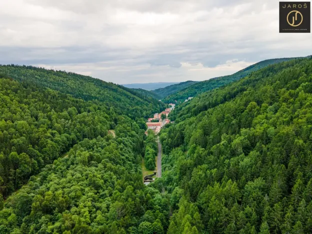 Prodej ubytování, Jáchymov, náměstí Republiky, 220 m2