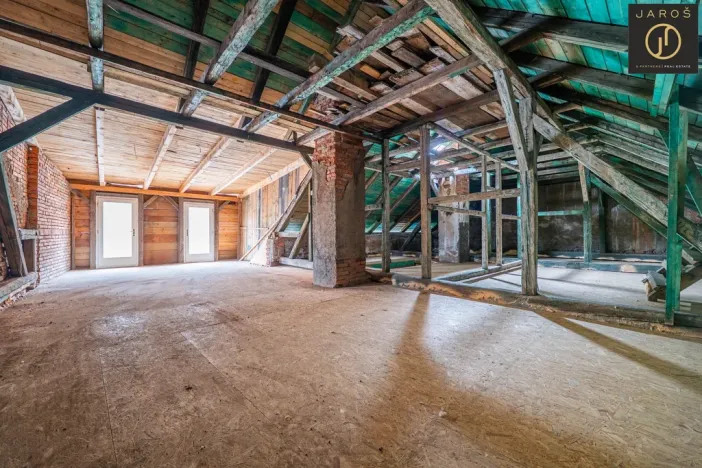 Prodej rodinného domu, Jáchymov, náměstí Republiky, 489 m2