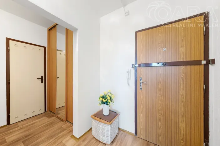 Pronájem bytu 2+kk, Ústí nad Labem - Severní Terasa, Rabasova, 42 m2