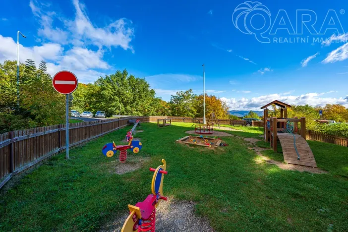 Pronájem bytu 2+kk, Ústí nad Labem - Severní Terasa, Rabasova, 42 m2