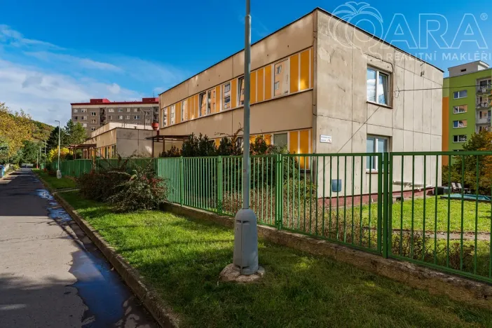 Pronájem bytu 2+kk, Ústí nad Labem - Severní Terasa, Rabasova, 42 m2