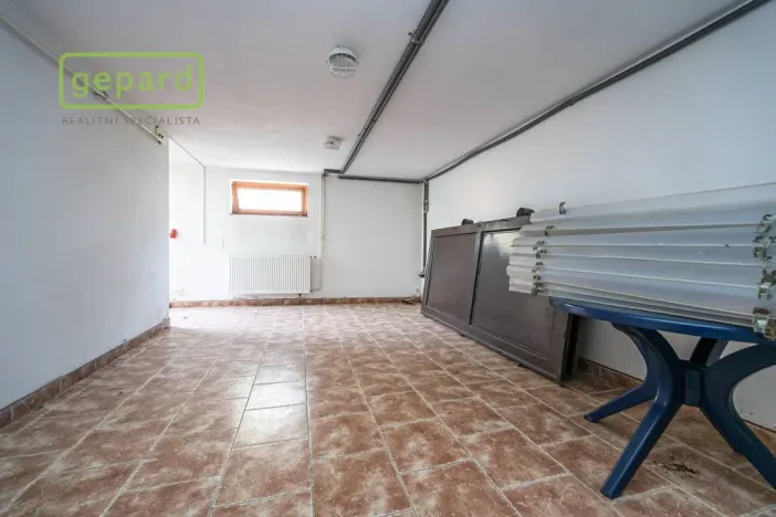 Pronájem obchodního prostoru, Český Brod, Kollárova, 700 m2