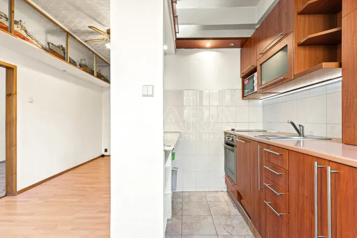 Prodej bytu 2+kk, Praha - Krč, Bystřická, 43 m2