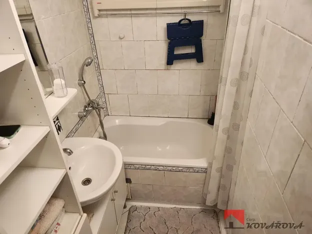 Pronájem bytu 2+kk, Kralupy nad Vltavou, sídl. U Cukrovaru, 42 m2