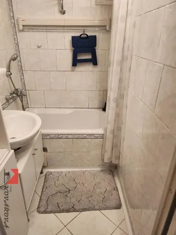 Pronájem bytu 2+kk, Kralupy nad Vltavou, sídl. U Cukrovaru, 42 m2