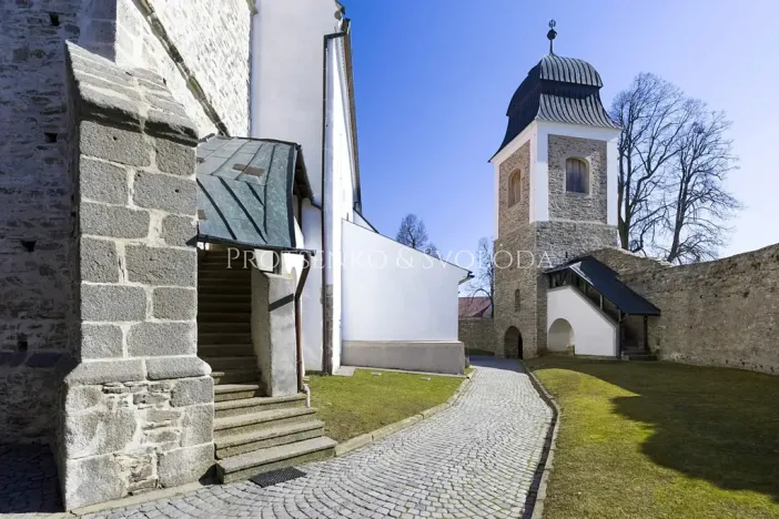 Pronájem kanceláře, Velká Bíteš, 937 m2