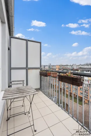 Pronájem bytu 3+kk, Praha - Vysočany, Pod Harfou, 63 m2