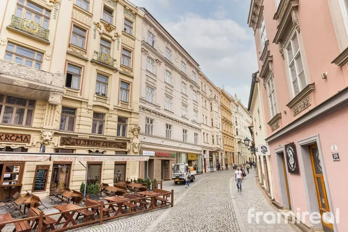 Pronájem bytu 2+kk, Brno, Starobrněnská, 50 m2