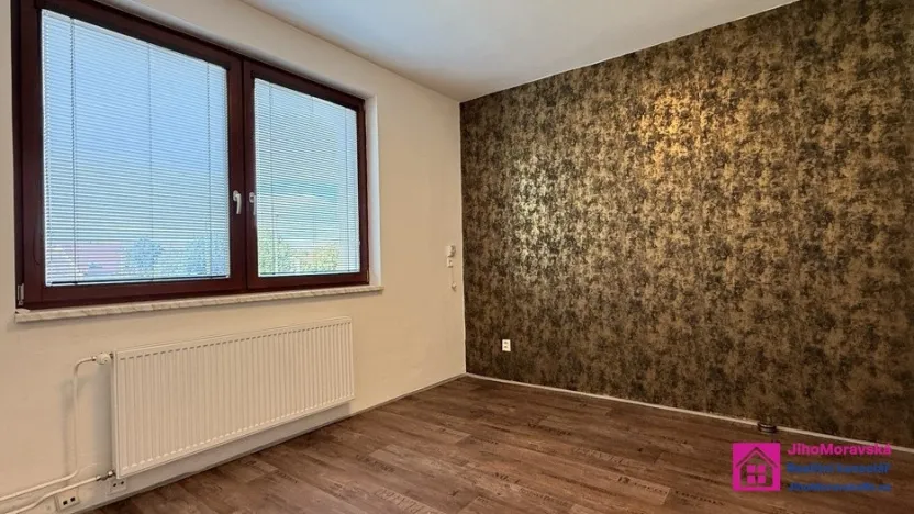Pronájem kanceláře, Hustopeče, Brněnská, 12 m2
