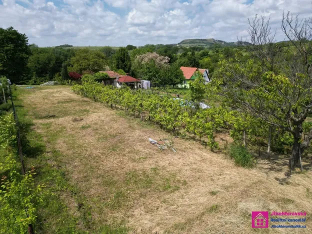 Prodej zahrady, Mikulov, Nová, 935 m2