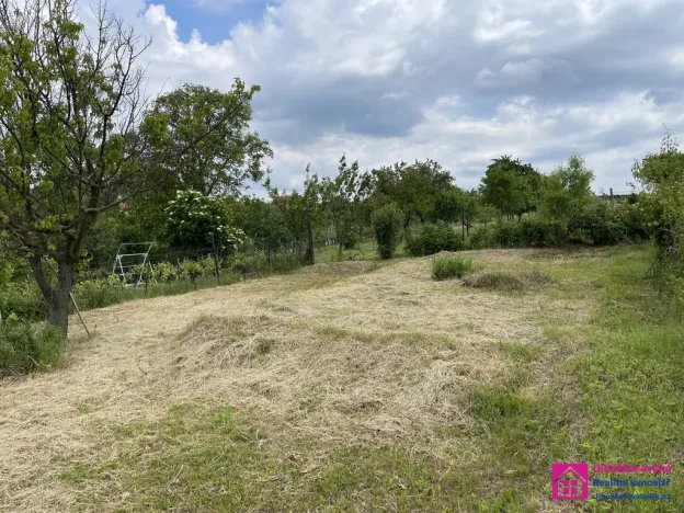 Prodej zahrady, Mikulov, Nová, 935 m2