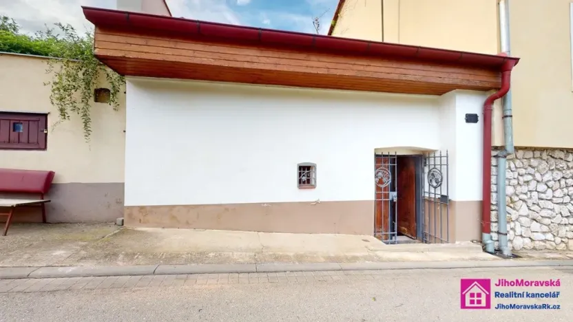 Prodej vinného sklepa, Valtice, Střelecká, 74 m2