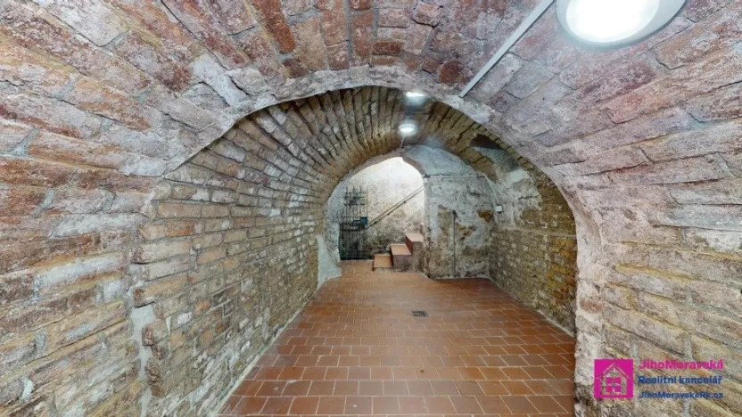 Prodej vinného sklepa, Valtice, Střelecká, 74 m2