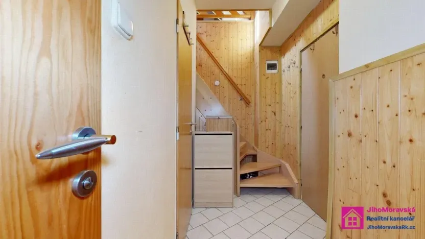 Prodej bytu 4+kk, Břeclav - Poštorná, Hájová, 104 m2