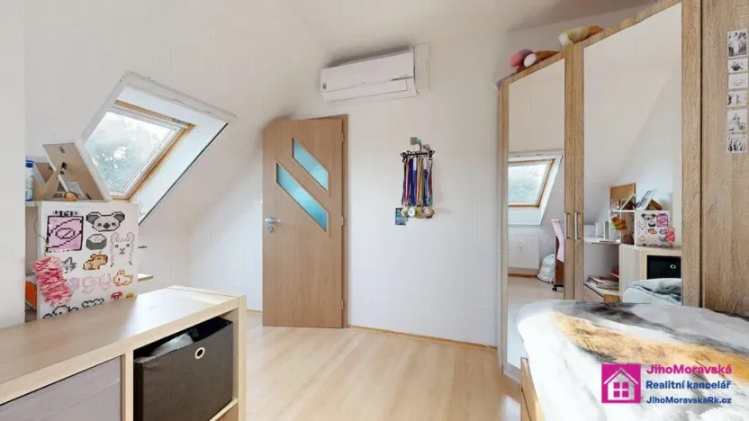 Prodej bytu 4+kk, Břeclav - Poštorná, Hájová, 104 m2