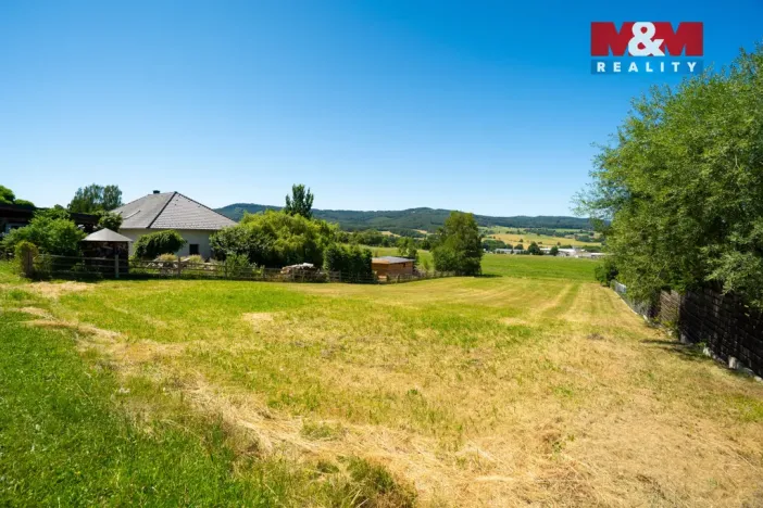 Prodej pozemku pro bydlení, Lipí, 1750 m2