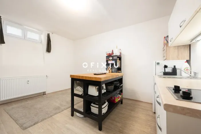 Pronájem bytu 2+kk, Brno, Hostislavova, 43 m2