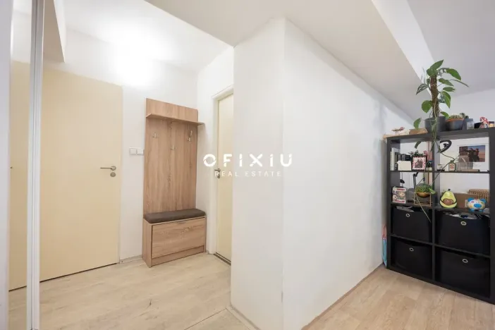 Pronájem bytu 2+kk, Brno, Hostislavova, 43 m2