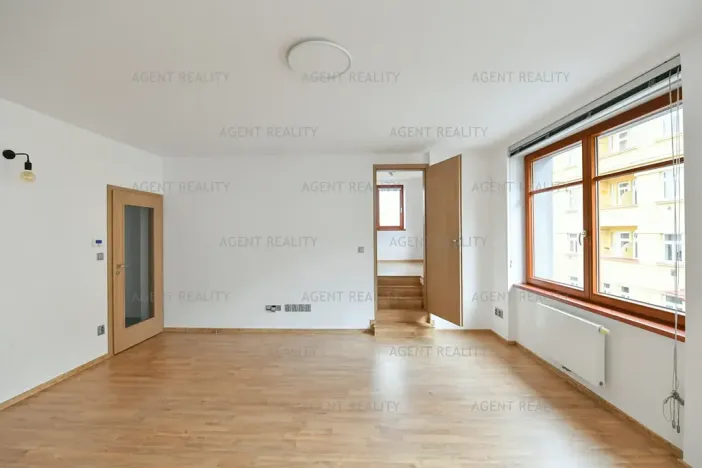 Pronájem bytu 3+kk, Praha - Břevnov, Za Strahovem, 56 m2