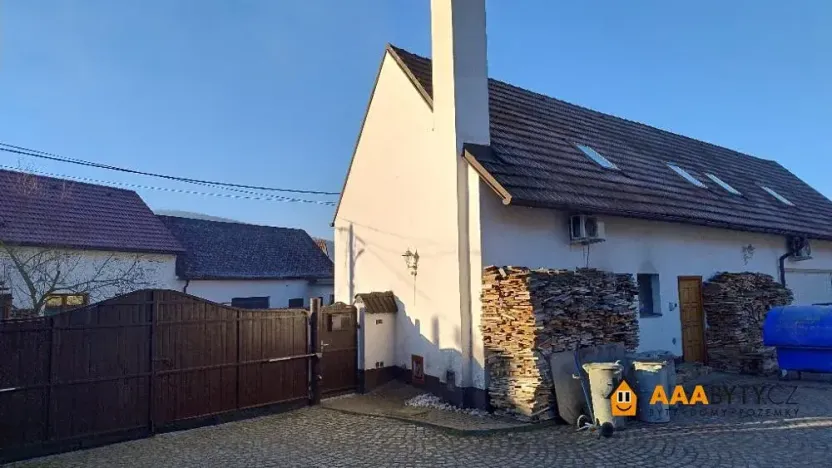 Prodej vícegeneračního domu, Hýskov, Prostřední, 330 m2