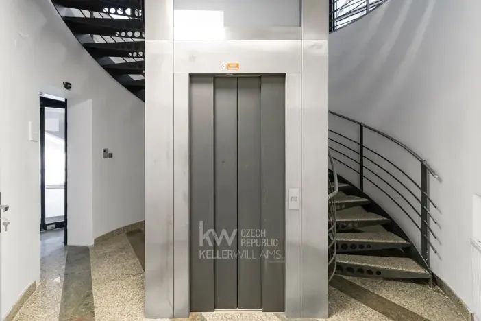 Pronájem obchodního prostoru, Tábor, Berlínská, 427 m2