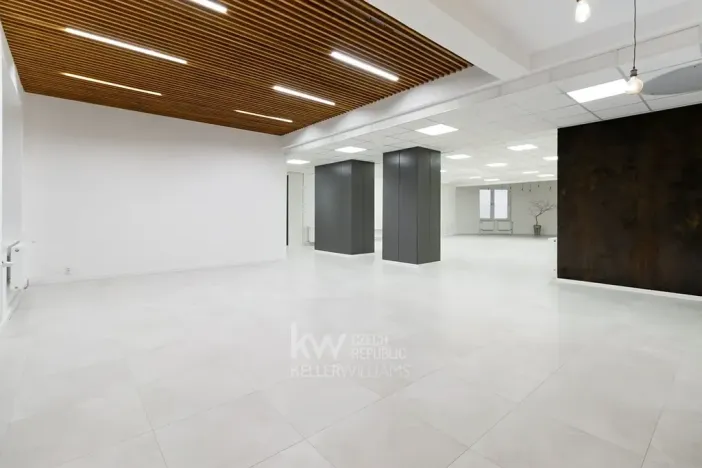 Pronájem kanceláře, Tábor, Berlínská, 427 m2