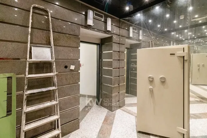 Pronájem kanceláře, Tábor, Berlínská, 1073 m2