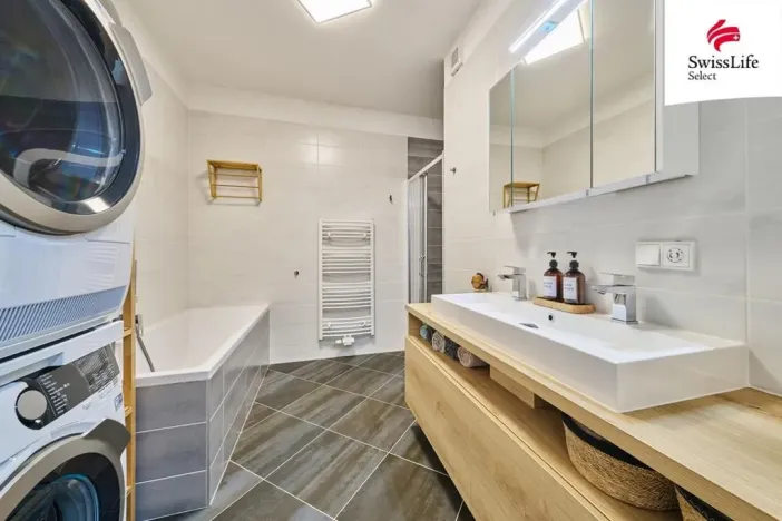 Prodej bytu 3+kk, Trutnov, Chodská, 92 m2