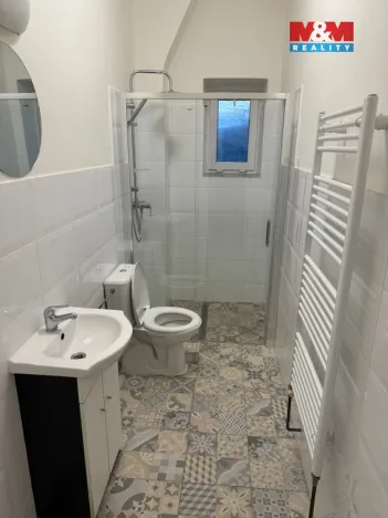 Pronájem bytu 2+1, Krnov - Pod Cvilínem, Čsl. armády, 50 m2