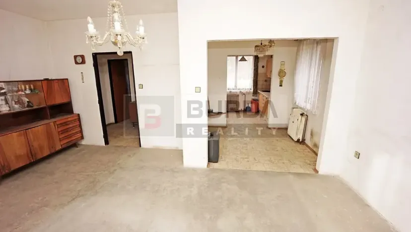 Prodej podílu rodinného domu, Zeleneč, Kasalova, 285 m2