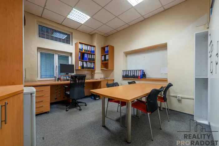 Prodej obchodního prostoru, Kozolupy, 8348 m2