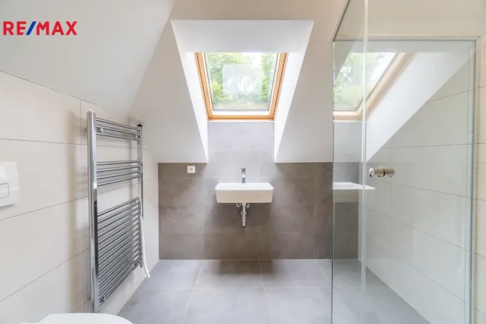 Pronájem bytu 1+kk, Roztoky, Lidická, 33 m2