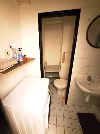 Pronájem bytu 1+kk, Praha - Radotín, Vrážská, 28 m2