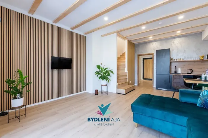 Prodej rodinného domu, Bystřany, 284 m2