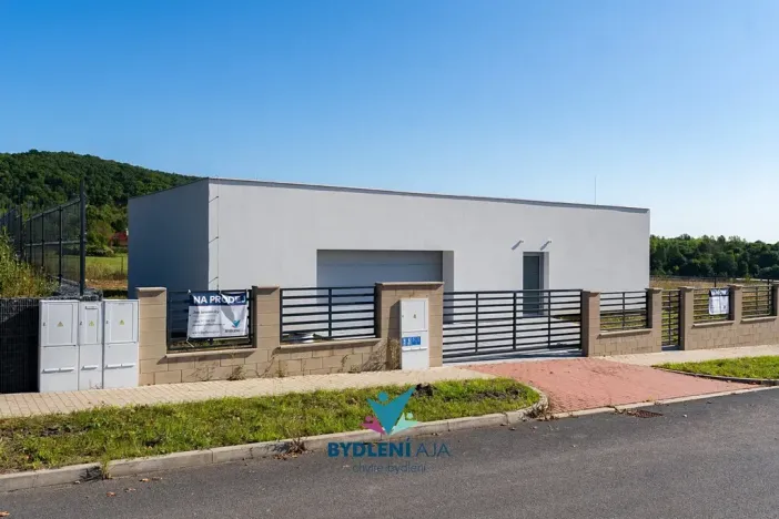 Prodej rodinného domu, Dubí, V Aleji, 206 m2