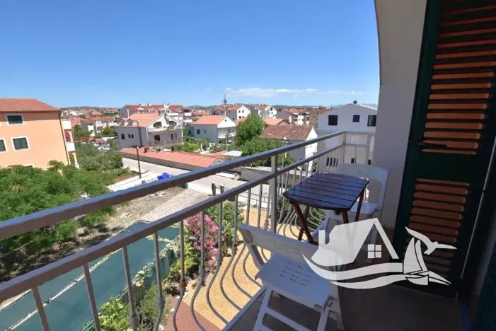 Prodej vícegeneračního domu, Vodice, Chorvatsko, 1230 m2