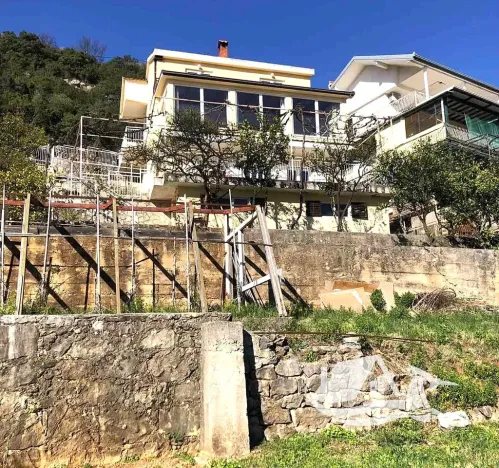 Prodej rodinného domu, Zelenika, Černá Hora, 164 m2