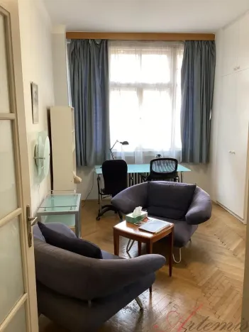 Prodej bytu 3+1, Praha - Nové Město, Ve Smečkách, 75 m2