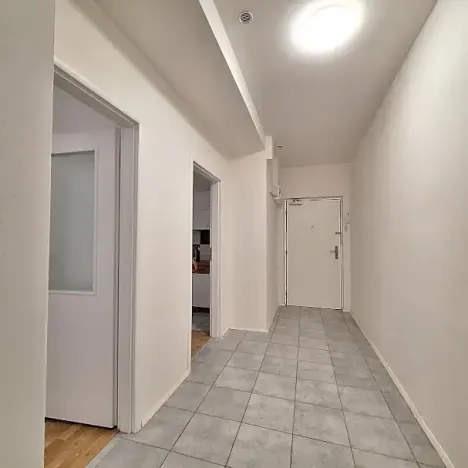 Pronájem bytu 2+1, Praha - Břevnov, Bělohorská, 57 m2