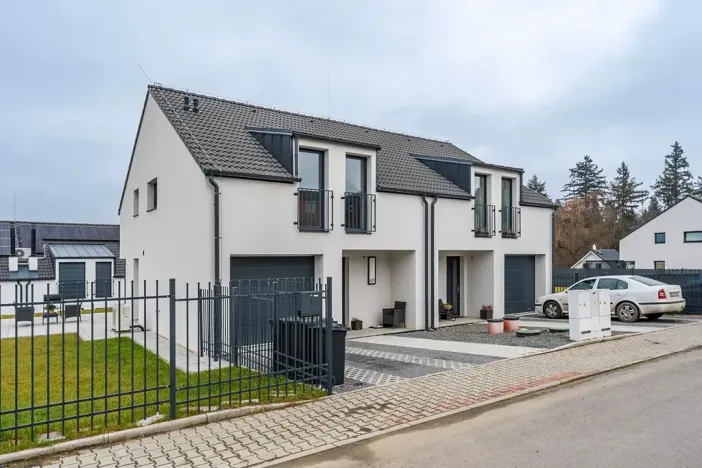 Prodej rodinného domu, Chocerady, 163 m2